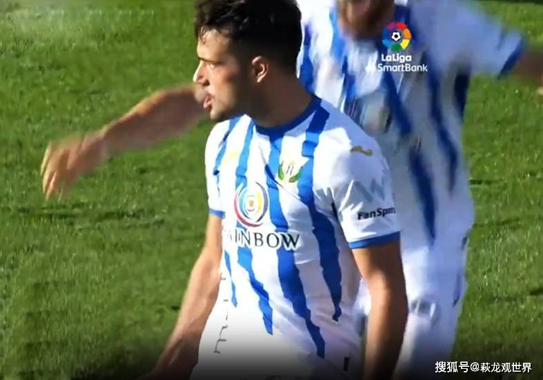 西甲前场多面手有望空降大连！外援谁最悬？刘逸一脚踢没了300万！王老板省了